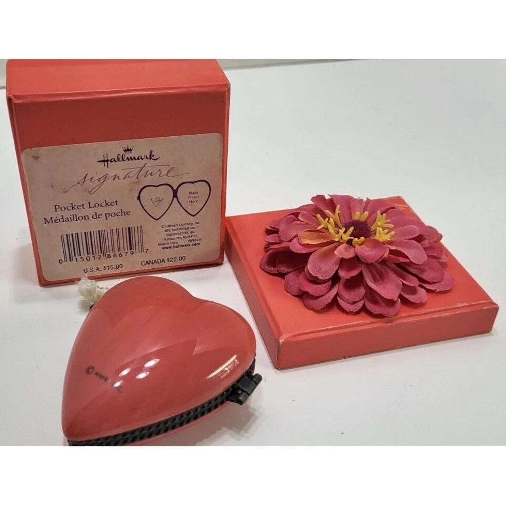 Hallmark Signature Porcelain Heart Pocket Locket Coral Pink Photo Frame W/ Box
